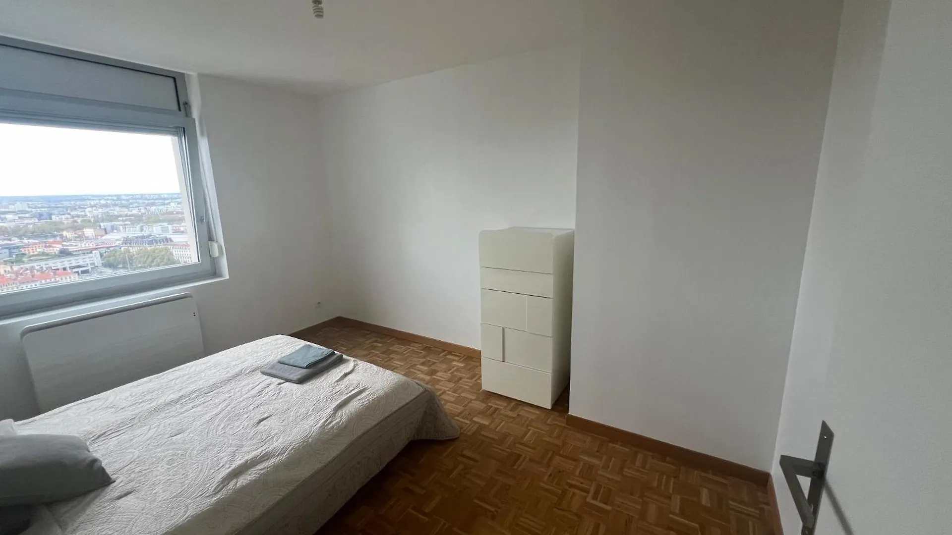 Chambre Dans Les Hauteurs De Lyon Proche Fourviere Chez L Hote