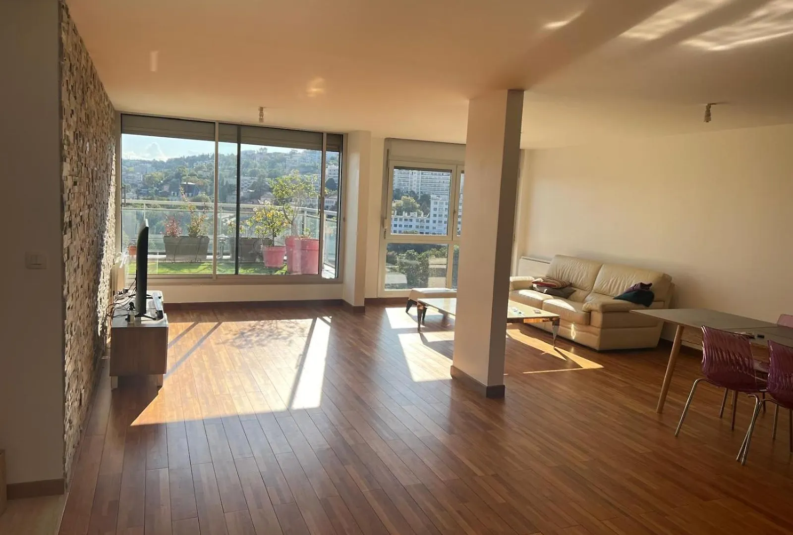 Chambre Dans Les Hauteurs De Lyon Proche Fourviere Chez L Hote França