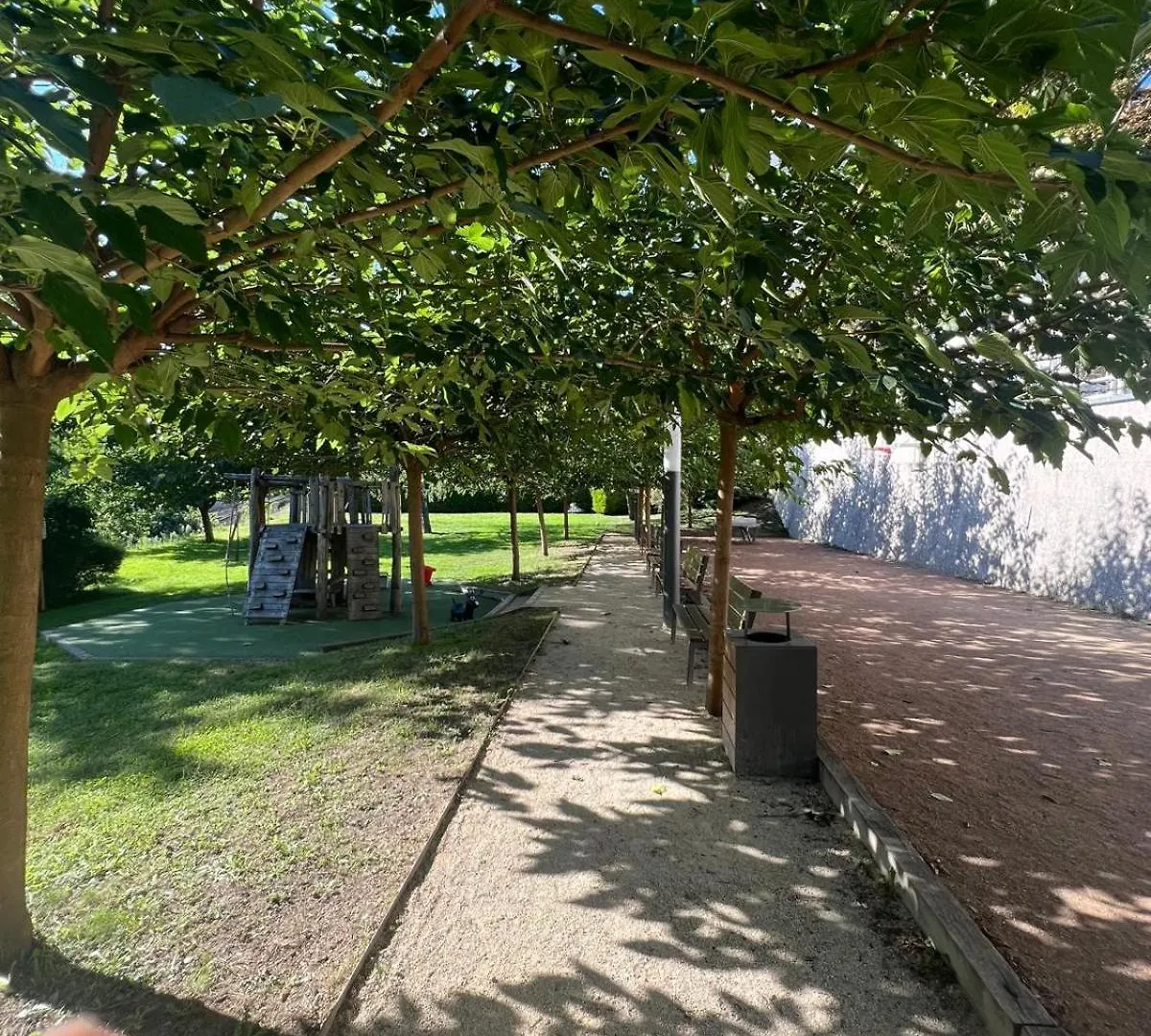 Chambre Dans Les Hauteurs De Lyon Proche Fourviere Chez L Hote Quarto em Acomodações Particulares